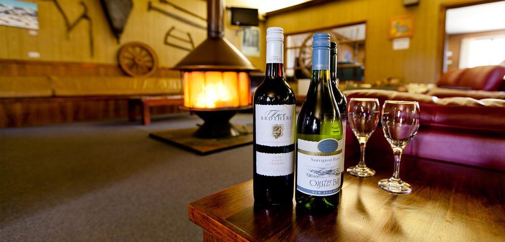 Snowy Mountains Resort And Function Centre Adaminaby Εξωτερικό φωτογραφία