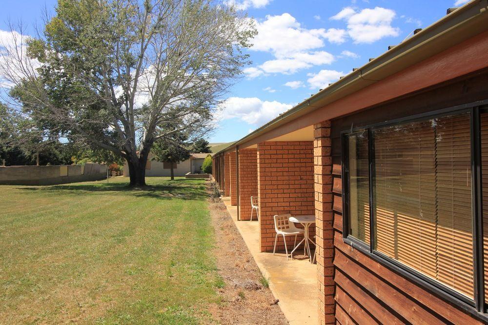 Snowy Mountains Resort And Function Centre Adaminaby Εξωτερικό φωτογραφία