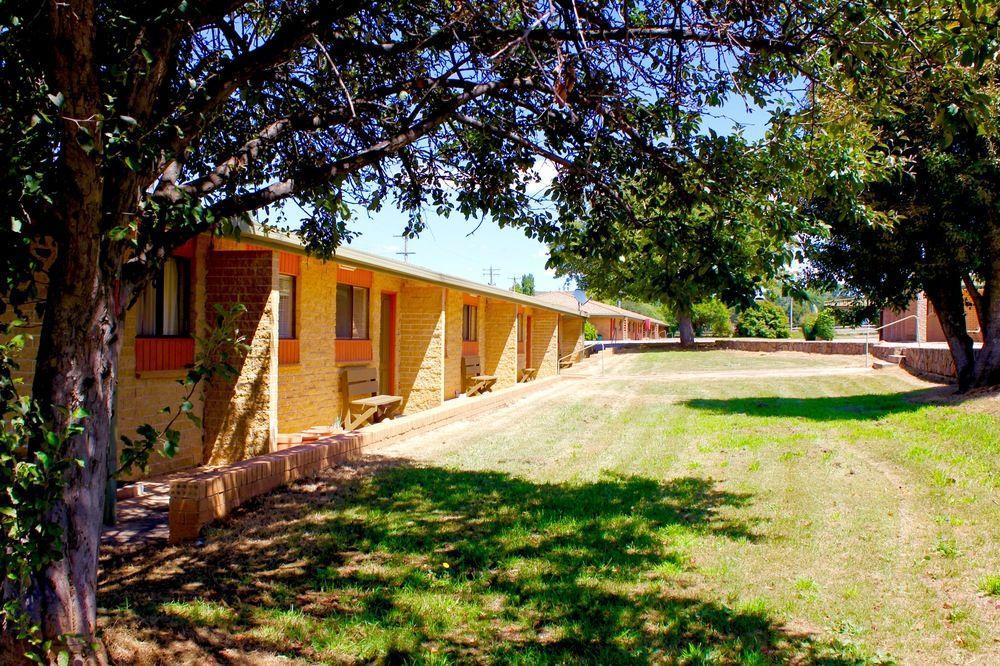 Snowy Mountains Resort And Function Centre Adaminaby Εξωτερικό φωτογραφία