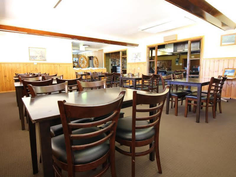 Snowy Mountains Resort And Function Centre Adaminaby Εξωτερικό φωτογραφία