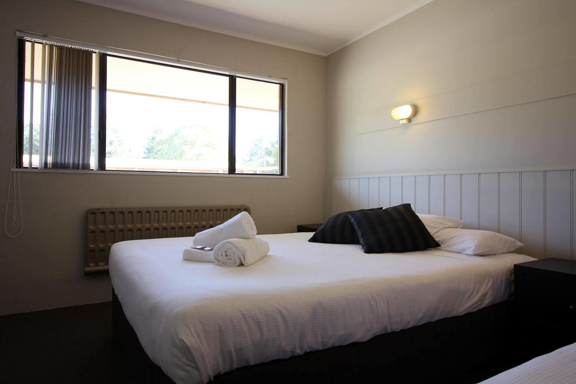 Snowy Mountains Resort And Function Centre Adaminaby Εξωτερικό φωτογραφία