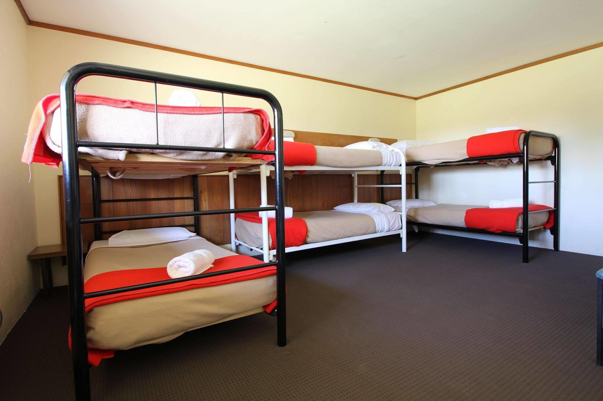 Snowy Mountains Resort And Function Centre Adaminaby Εξωτερικό φωτογραφία