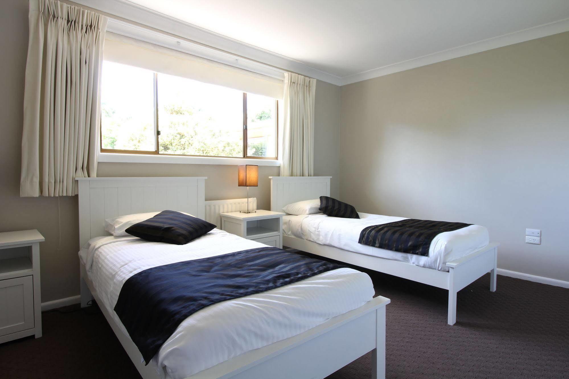 Snowy Mountains Resort And Function Centre Adaminaby Εξωτερικό φωτογραφία